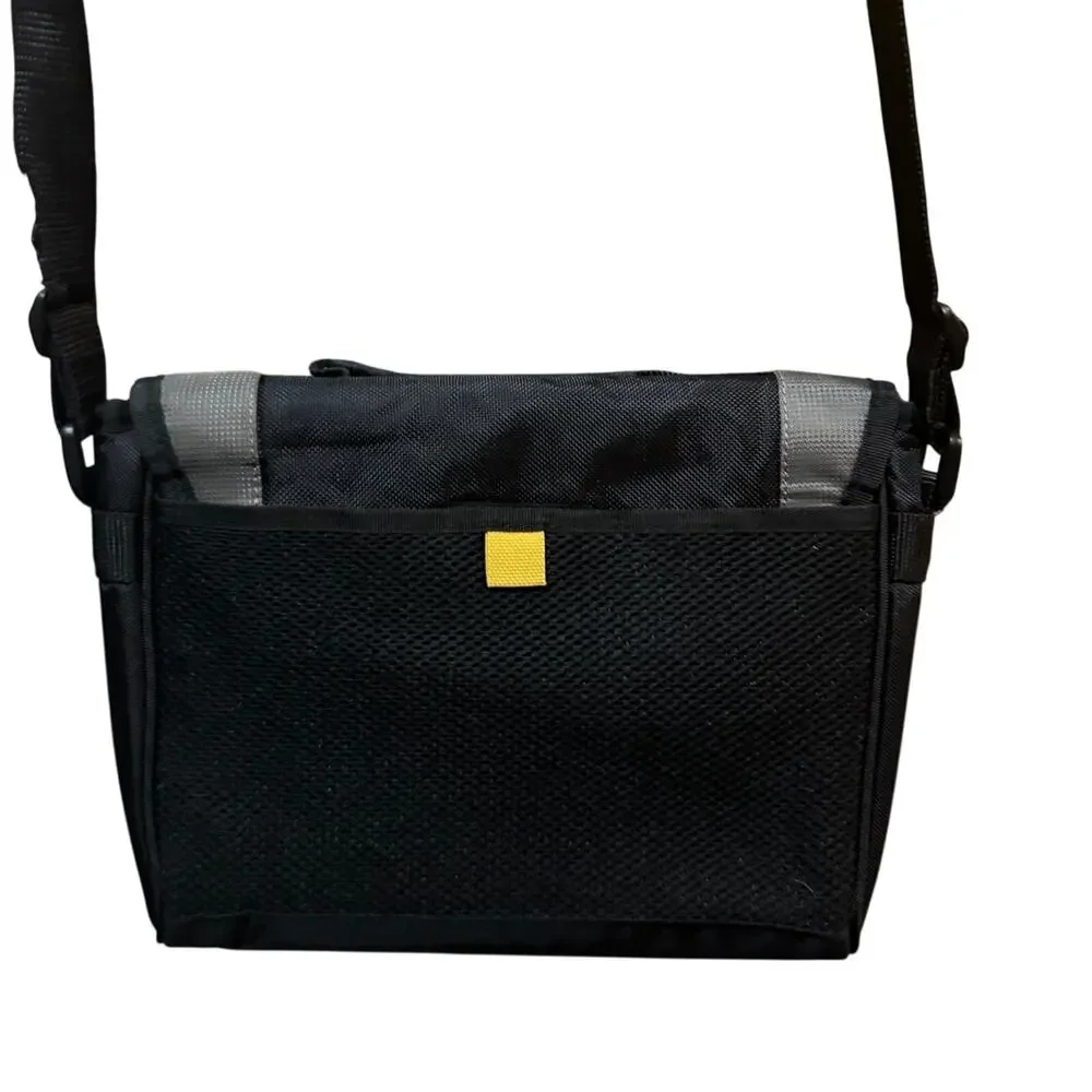 Crossbody Targus bag ❤️